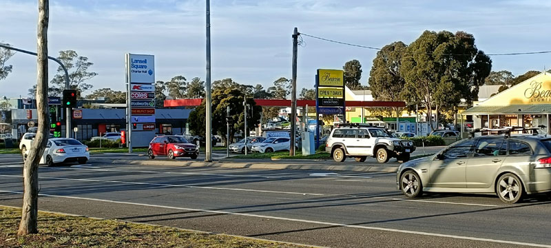 Lansell Square Shopping Centre